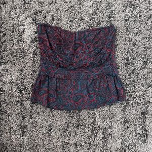 🍸 Ribbed Back Strapless Top